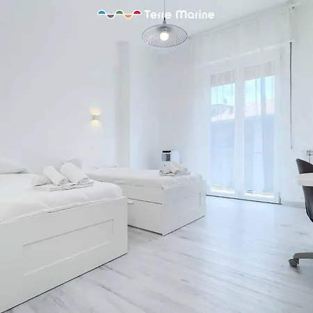 Apartment Il Delfino, Terre Marine *